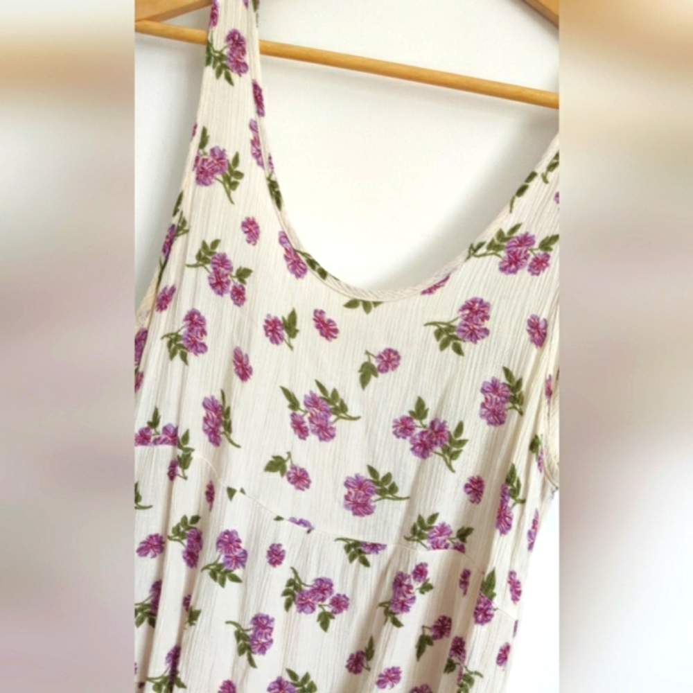 Floral Ruffle Dress - Picture 6 of 7